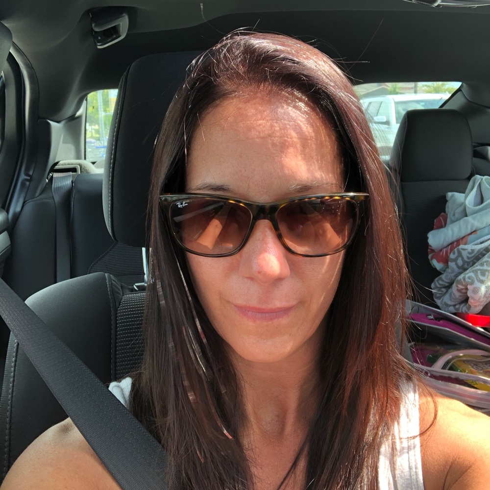 Meet your Posher, Sarah